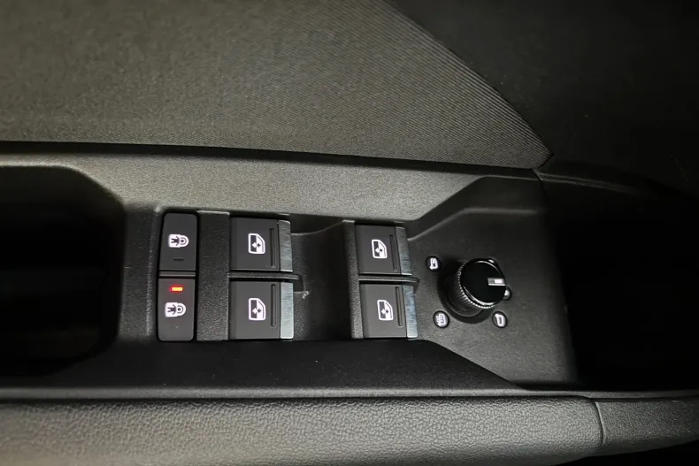 Audi Q4 e-tron din 2023 cu 74.000 km - oferta AUD234317 - foto 28