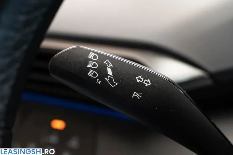 Volkswagen ID.4 din 2021 cu 99.482 km - oferta VOL234319 - foto 22