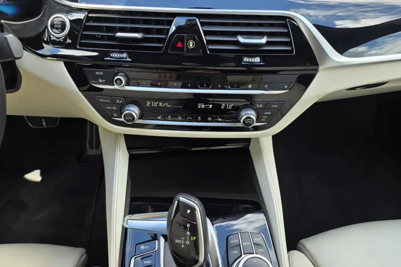 BMW 530i (Seria 5) din 2022 cu 68.000 km - oferta BMW234322 - foto 16
