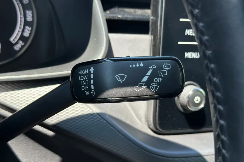 Skoda Scala din 2021 cu 54.416 km - oferta SKO234323 - foto 37