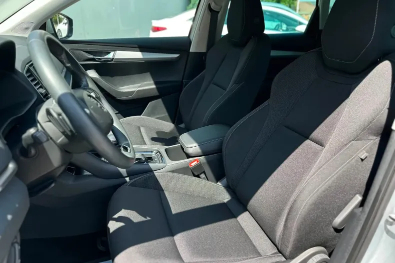 Skoda Karoq din 2023 cu 21.774 km - oferta SKO234324 - foto 32