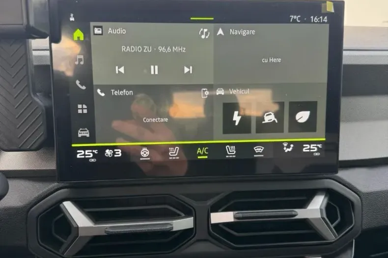 Dacia Bigster din 2025 cu 2.395 km - oferta DAC234327 - foto 15