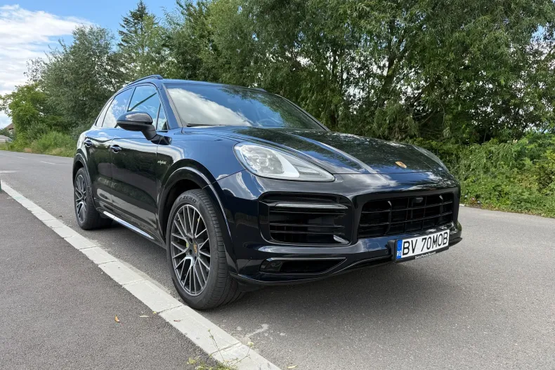 Porsche Cayenne din 2022 cu 58.673 km - oferta POR234331 - foto 2