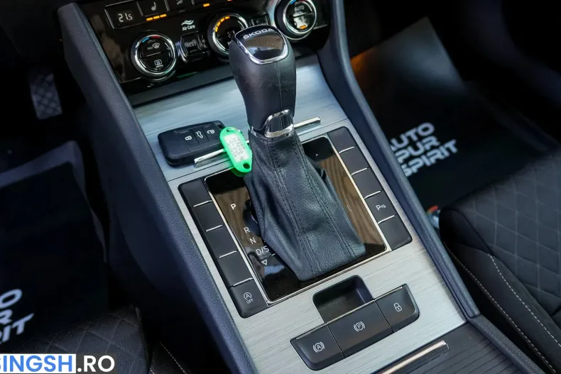 Skoda Superb din 2023 cu 159.000 km - oferta SKO234334 - foto 19