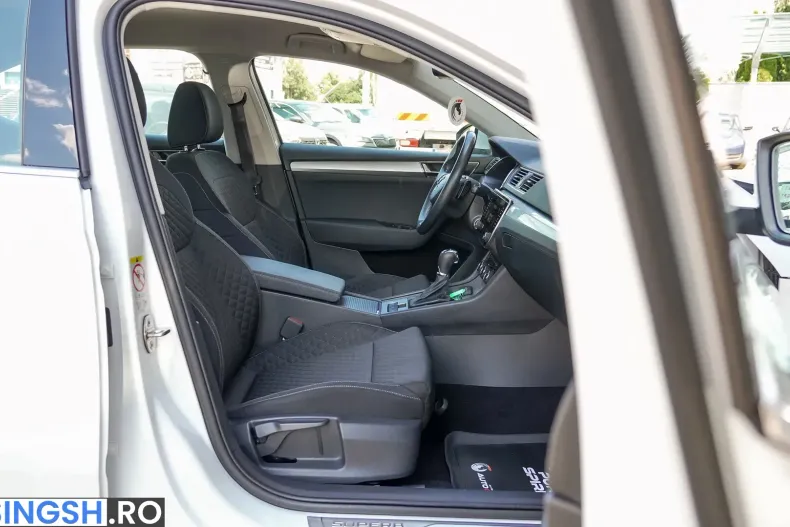 Skoda Superb din 2023 cu 159.000 km - oferta SKO234334 - foto 27