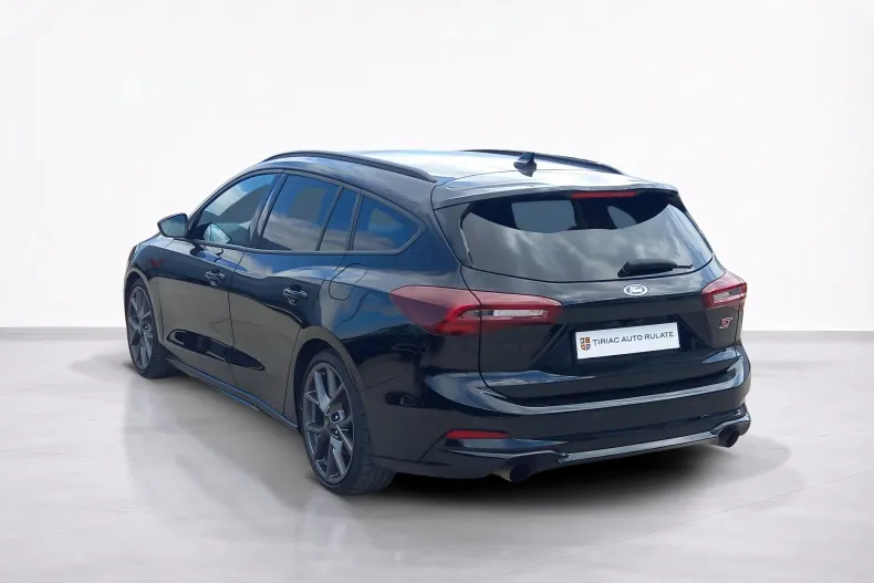 Ford Focus din 2024 cu 32.317 km - oferta FOR234336 - foto 4