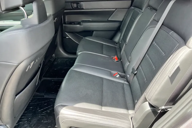 Hyundai Santa Fe din 2024 cu 43.755 km - oferta HYU234338 - foto 11