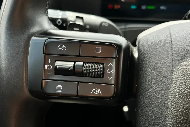 Hyundai Santa Fe din 2024 cu 43.755 km - oferta HYU234338 - foto 17