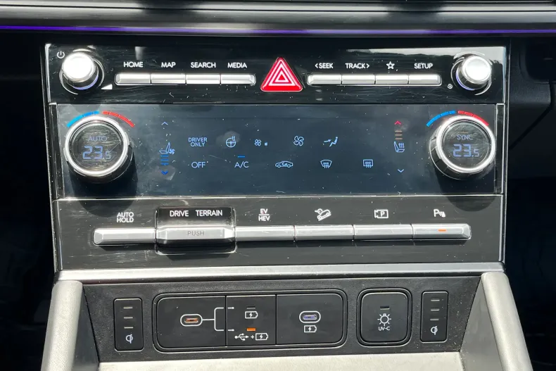Hyundai Santa Fe din 2024 cu 43.755 km - oferta HYU234338 - foto 24