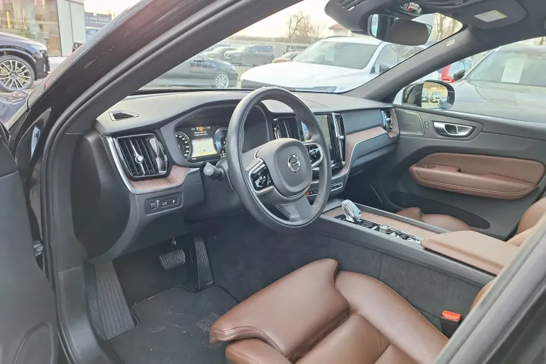 Volvo XC60 din 2021 cu 75.300 km - oferta VOL234339 - foto 6