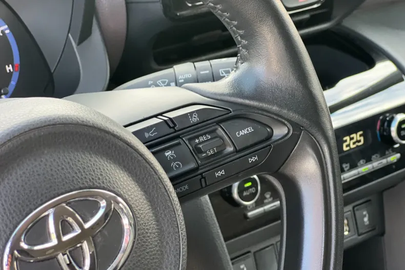 Toyota Yaris Cross din 2024 cu 13.652 km - oferta TOY234351 - foto 11