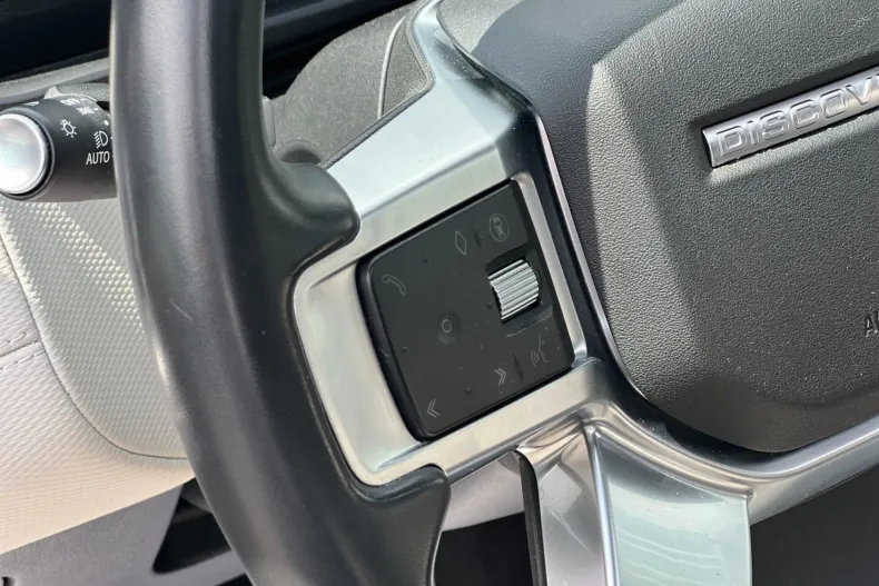 Land Rover Discovery din 2024 cu 64.949 km - oferta LAN234353 - foto 19