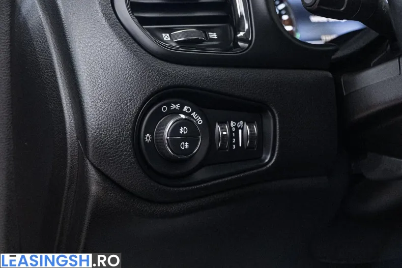 Jeep Renegade din 2022 cu 112.000 km - oferta JEE234365 - foto 24