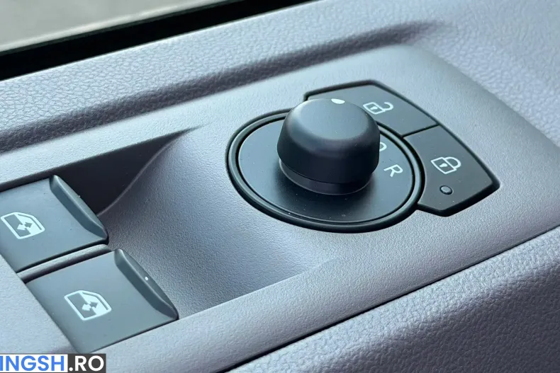 Volkswagen Caravelle din 2026 cu 14 km - oferta VOL234381 - foto 20