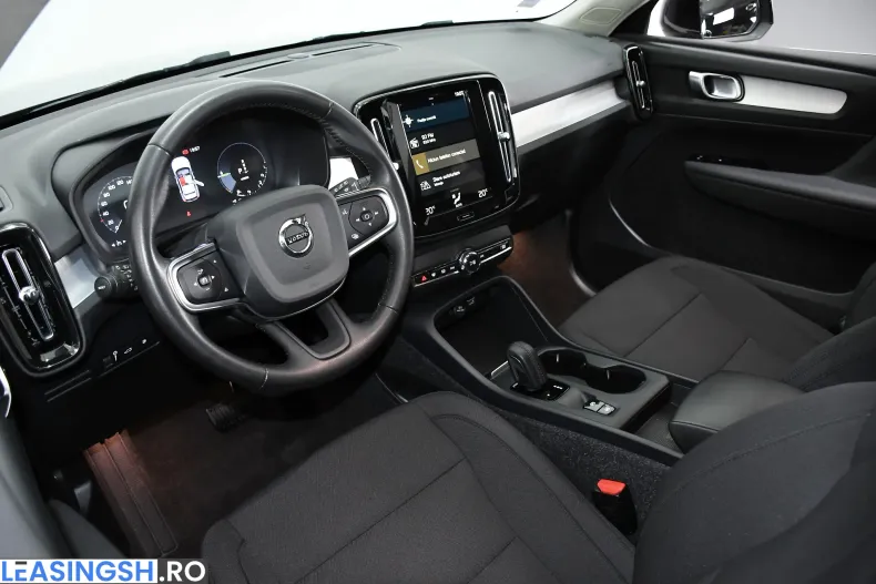 Volvo XC40 din 2021 cu 126.000 km - oferta VOL234388 - foto 12
