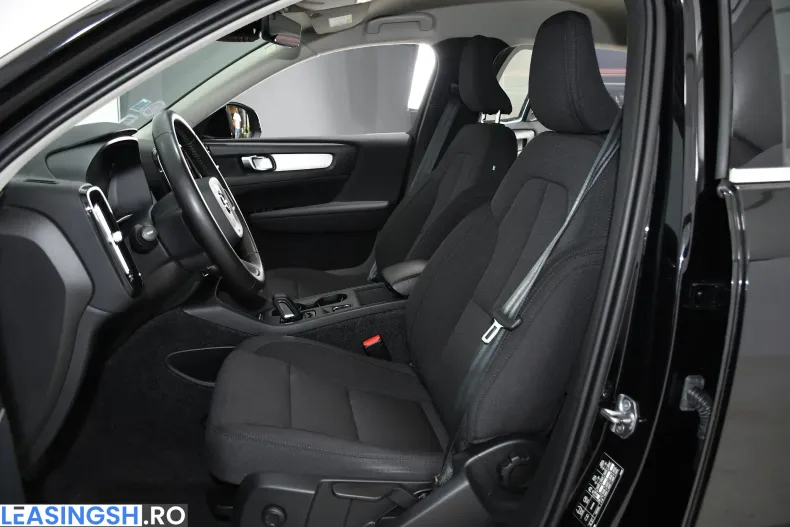 Volvo XC40 din 2021 cu 126.000 km - oferta VOL234388 - foto 13