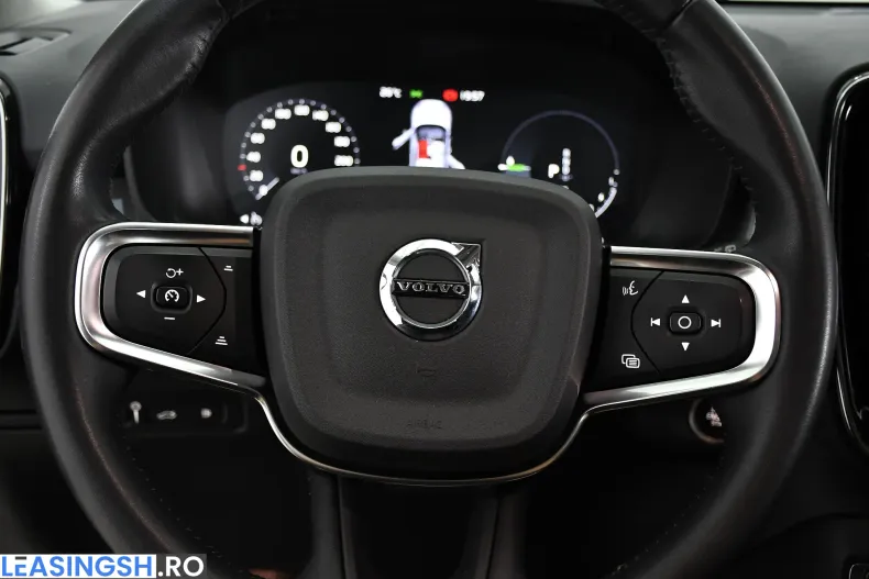 Volvo XC40 din 2021 cu 126.000 km - oferta VOL234388 - foto 19