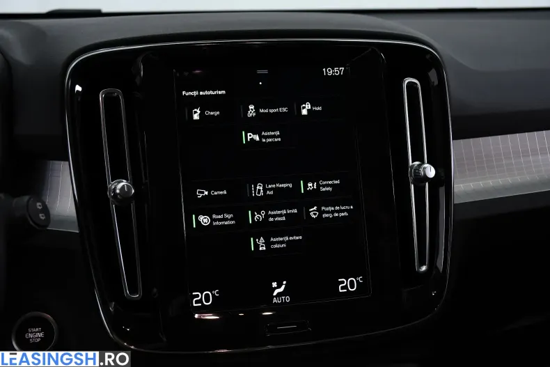 Volvo XC40 din 2021 cu 126.000 km - oferta VOL234388 - foto 27