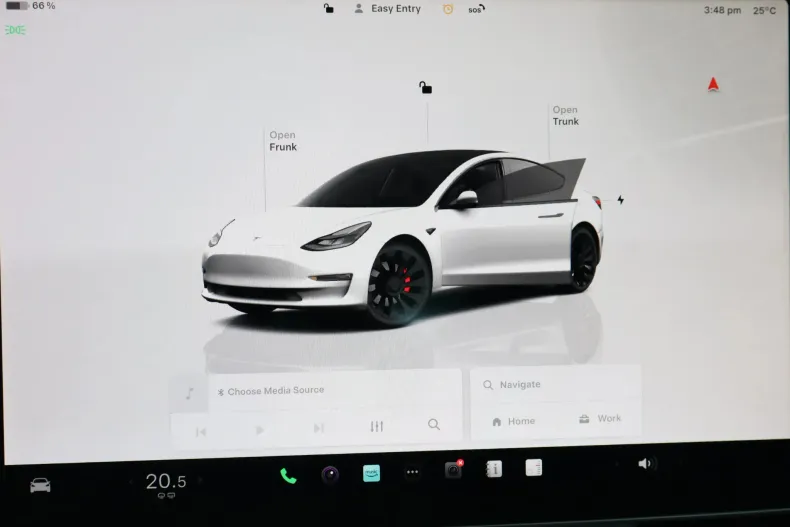 Tesla Model 3 din 2022 cu 79.896 km - oferta TES234389 - foto 19