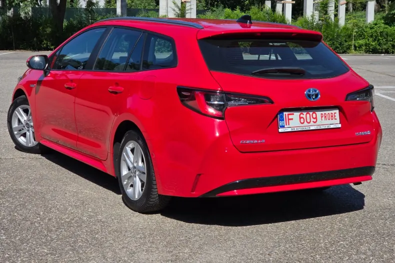Toyota Corolla din 2021 cu 121.150 km - oferta TOY234395 - foto 3