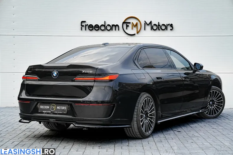BMW 750e (Seria 7) din 2024 cu 5.651 km - oferta BMW234402 - foto 4