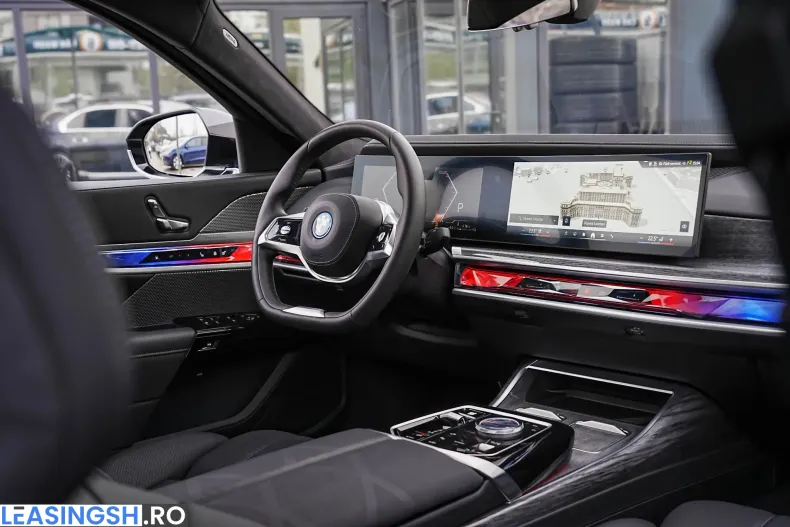 BMW 750e (Seria 7) din 2024 cu 5.651 km - oferta BMW234402 - foto 23