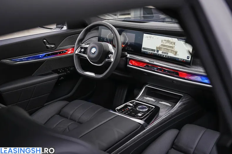 BMW 750e (Seria 7) din 2024 cu 5.651 km - oferta BMW234402 - foto 24