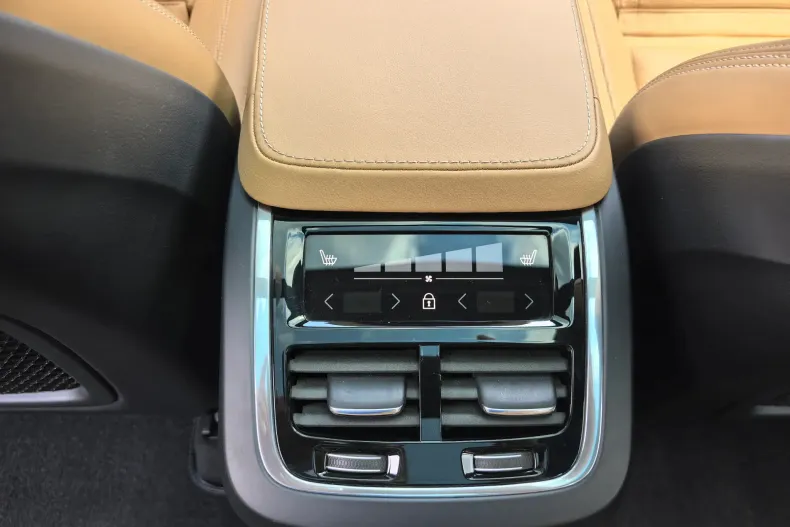 Volvo XC90 din 2023 cu 117.850 km - oferta VOL234408 - foto 19
