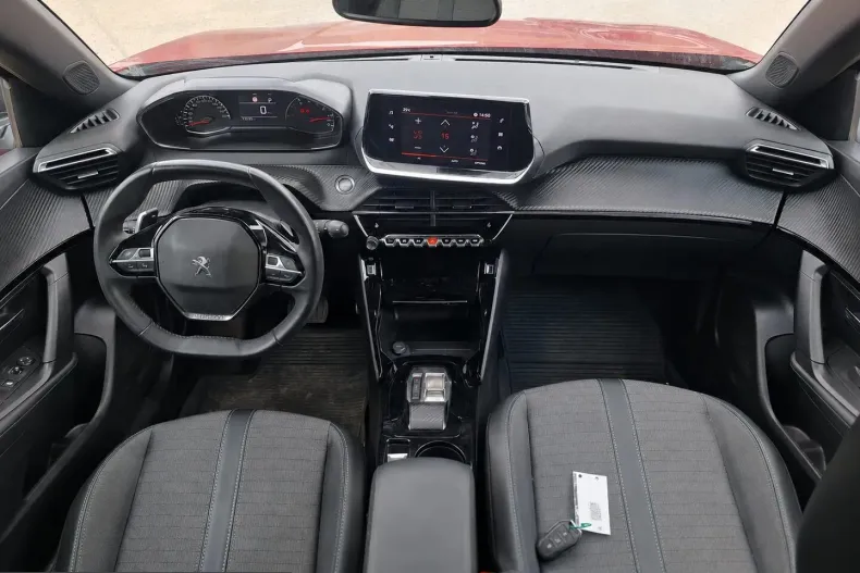 Peugeot 2008 din 2023 cu 121.357 km - oferta PEU234415 - foto 3