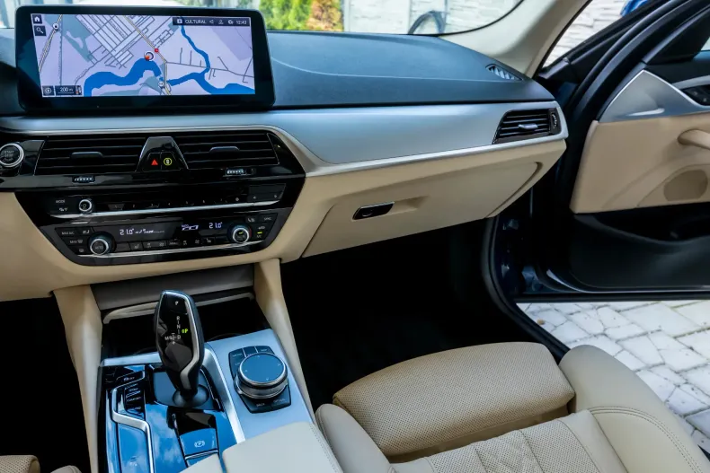 BMW 520i (Seria 5) din 2022 cu 97.000 km - oferta BMW234421 - foto 18