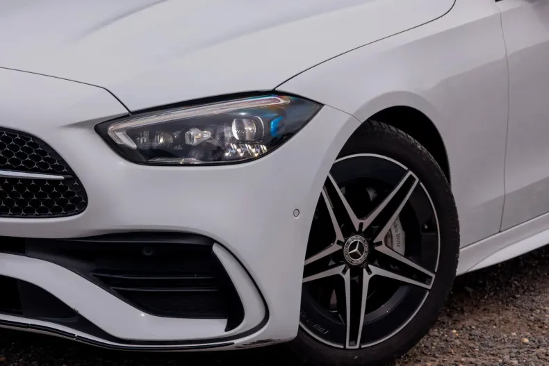 Mercedes-Benz C 220 (Clasa C) din 2023 cu 74.000 km - oferta MER234423 - foto 11