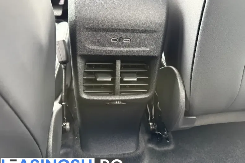 Ford Explorer din 2026 cu 1 km - oferta FOR234434 - foto 20