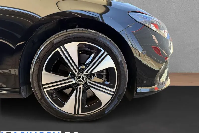 Mercedes-Benz CLA 200 (Clasa CLA) din 2025 cu 13.478 km - oferta MER234440 - foto 9