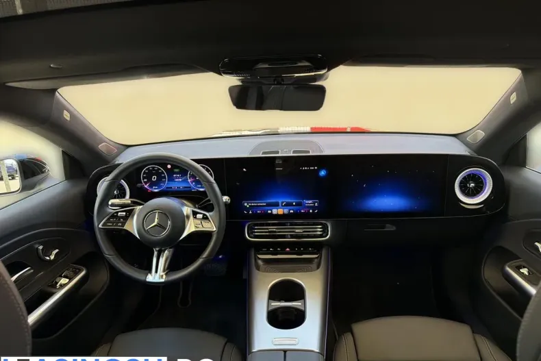 Mercedes-Benz CLA 200 (Clasa CLA) din 2025 cu 13.478 km - oferta MER234440 - foto 12