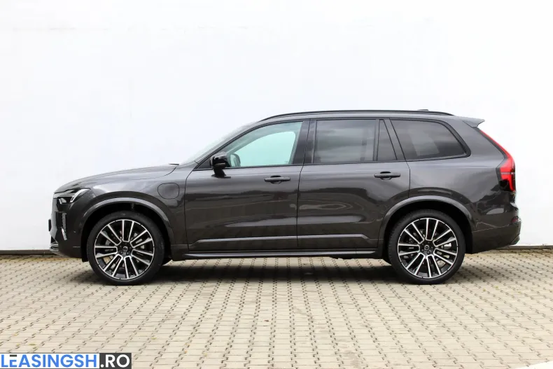 Volvo XC90 din 2026 cu 1.000 km - oferta VOL234441 - foto 8