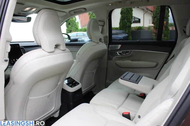 Volvo XC90 din 2026 cu 1.000 km - oferta VOL234441 - foto 25
