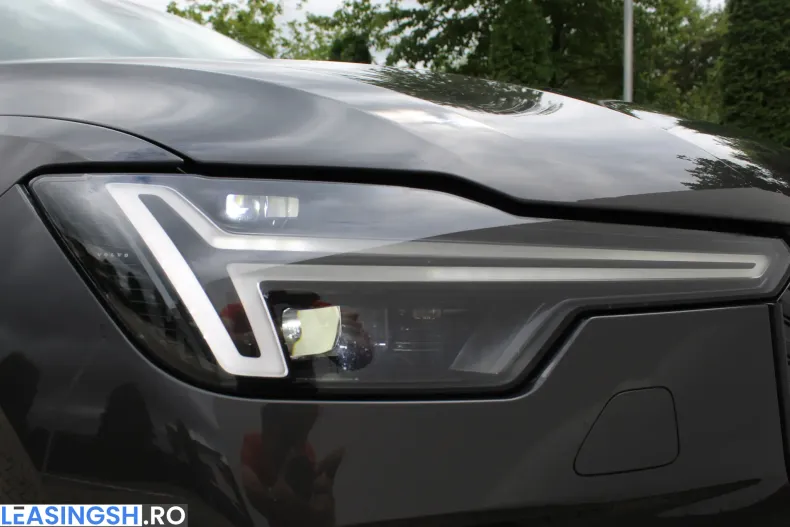Volvo XC90 din 2026 cu 1.000 km - oferta VOL234441 - foto 37