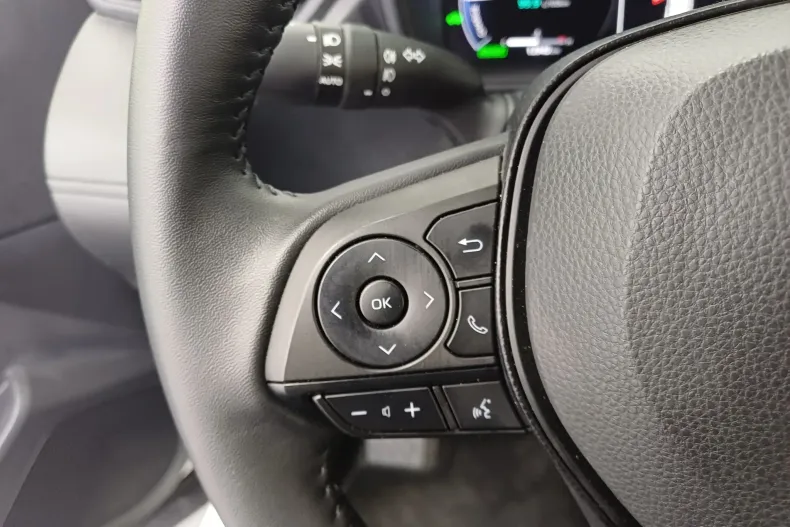 Toyota Corolla din 2025 cu 13.940 km - oferta TOY234442 - foto 11