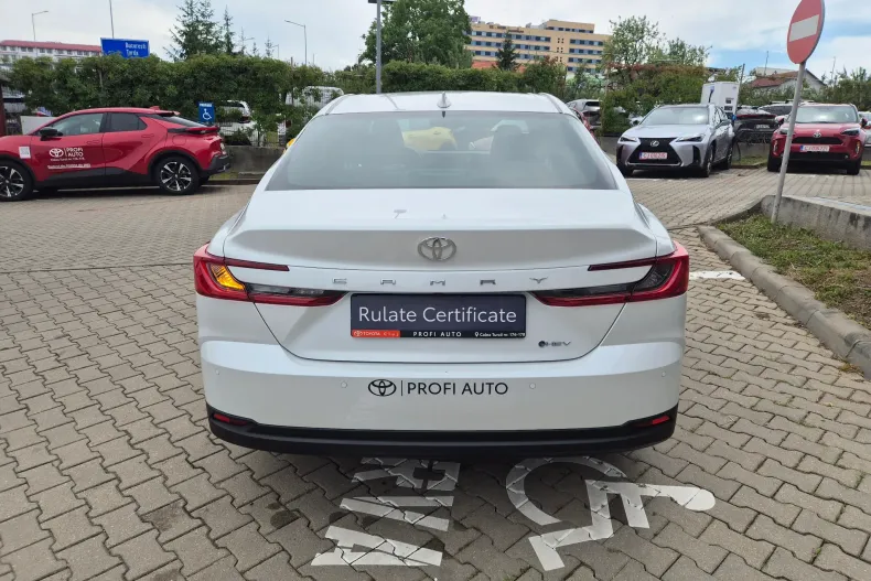 Toyota Camry din 2024 cu 25.471 km - oferta TOY234445 - foto 6