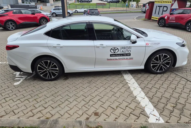 Toyota Camry din 2024 cu 25.471 km - oferta TOY234445 - foto 7