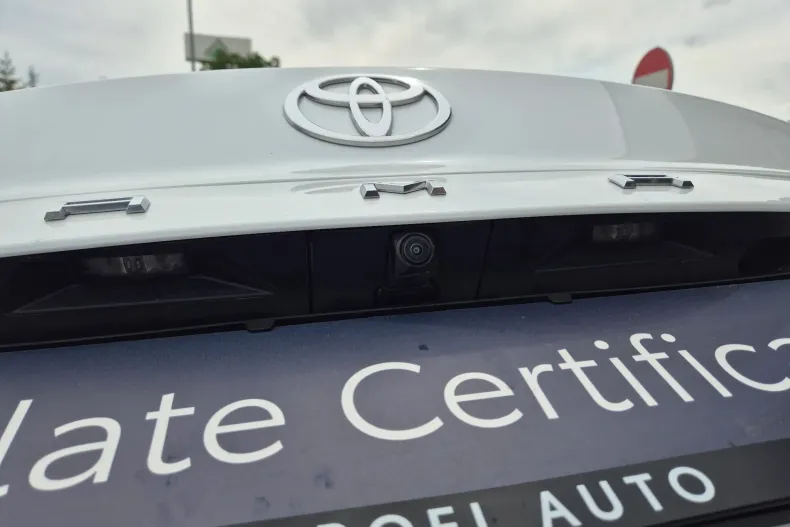 Toyota Camry din 2024 cu 25.471 km - oferta TOY234445 - foto 8