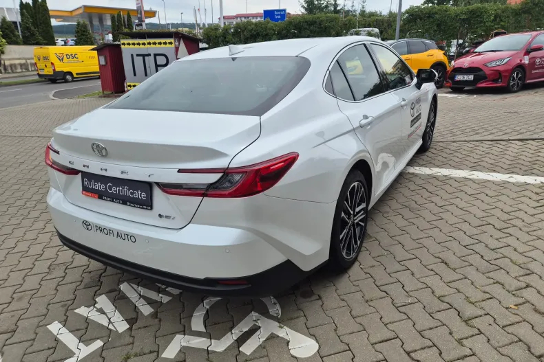 Toyota Camry din 2024 cu 25.471 km - oferta TOY234445 - foto 9