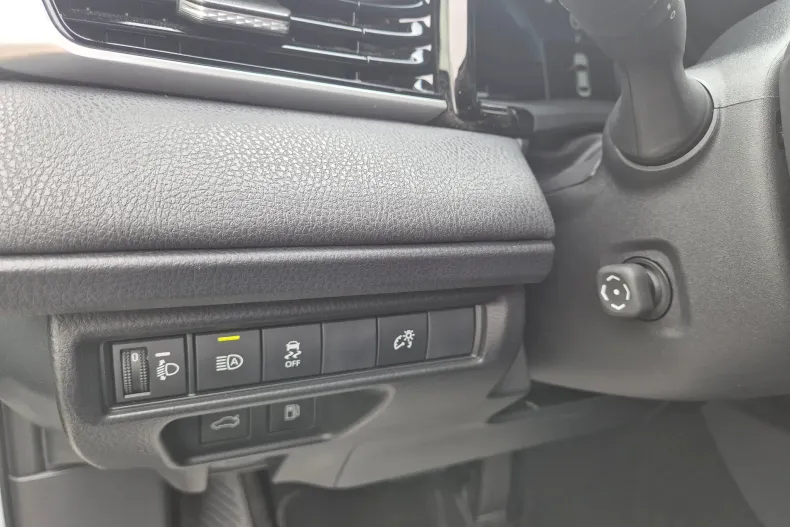 Toyota Camry din 2024 cu 25.471 km - oferta TOY234445 - foto 19
