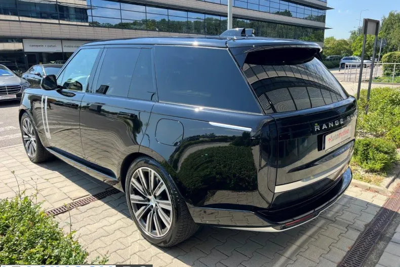 Land Rover Range Rover din 2024 cu 30.615 km - oferta LAN234454 - foto 5