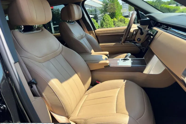 Land Rover Range Rover din 2024 cu 30.615 km - oferta LAN234454 - foto 10