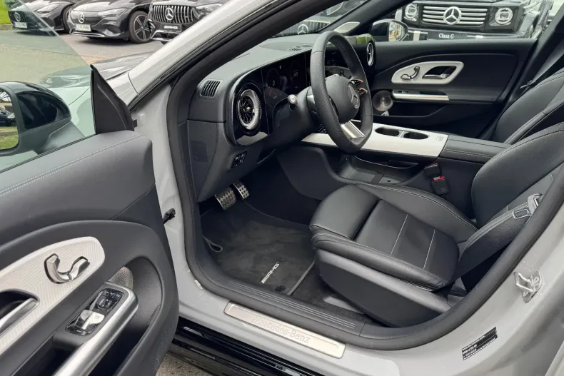 Mercedes-Benz CLA 220 (Clasa CLA) din 2026 cu 2.638 km - oferta MER234455 - foto 5