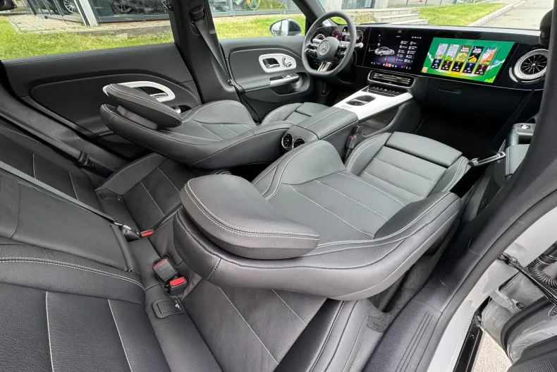 Mercedes-Benz CLA 220 (Clasa CLA) din 2026 cu 2.638 km - oferta MER234455 - foto 9