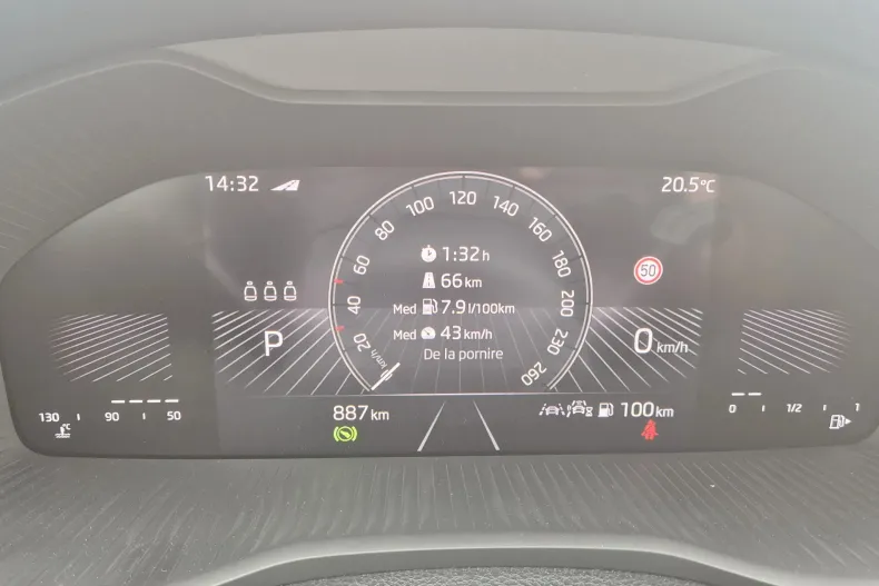 Skoda Karoq din 2026 cu 887 km - oferta SKO234462 - foto 18