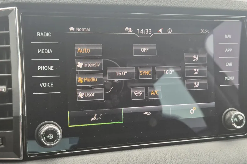 Skoda Karoq din 2026 cu 887 km - oferta SKO234462 - foto 23