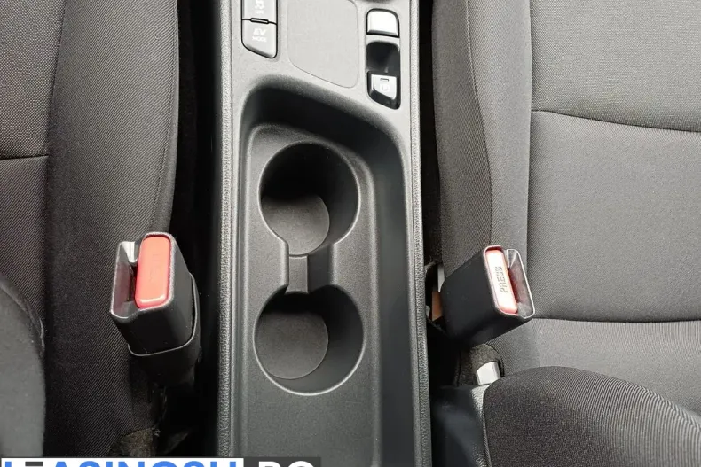 Toyota Yaris din 2021 cu 80.611 km - oferta TOY234474 - foto 22